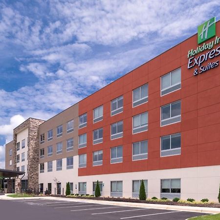 Holiday Inn Express & Suites Farmville By Ihg Eksteriør billede